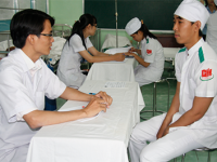 Cử nhân Cao đẳng Điều dưỡng – “Thách thức và Vinh quang”