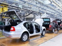 Có nên học Công nghệ ô tô? Học công nghệ ô tô có dễ xin việc làm?