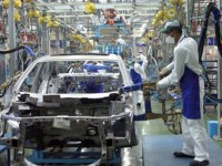 VinFast và cơn khát ô tô Việt